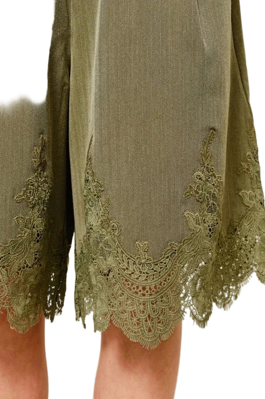 Bermudas Encaje Olivo