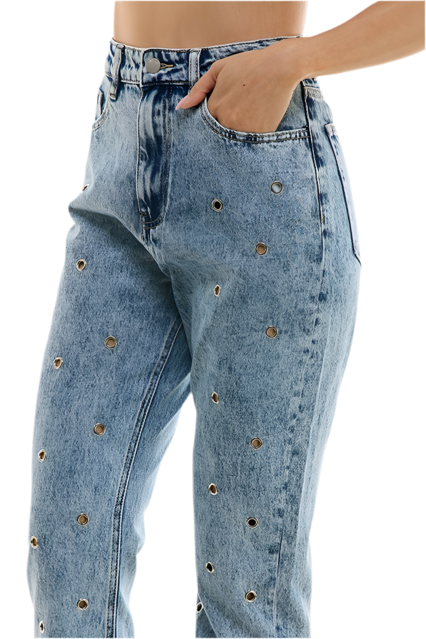 Jeans Claros con Ojales