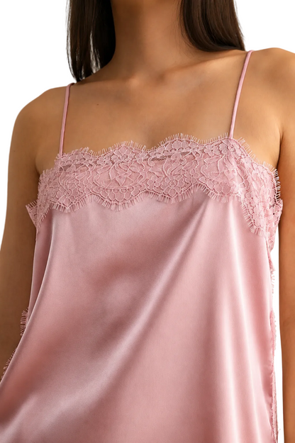 Top Satinado con Encaje
