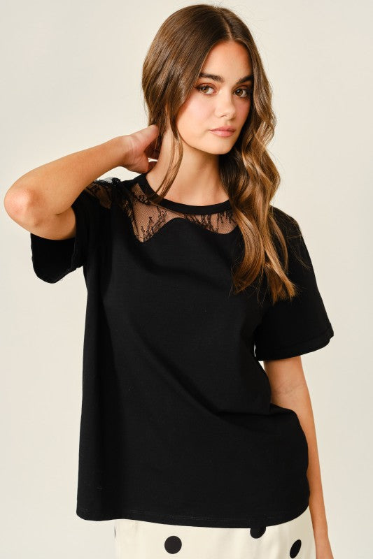 Playera con Encaje