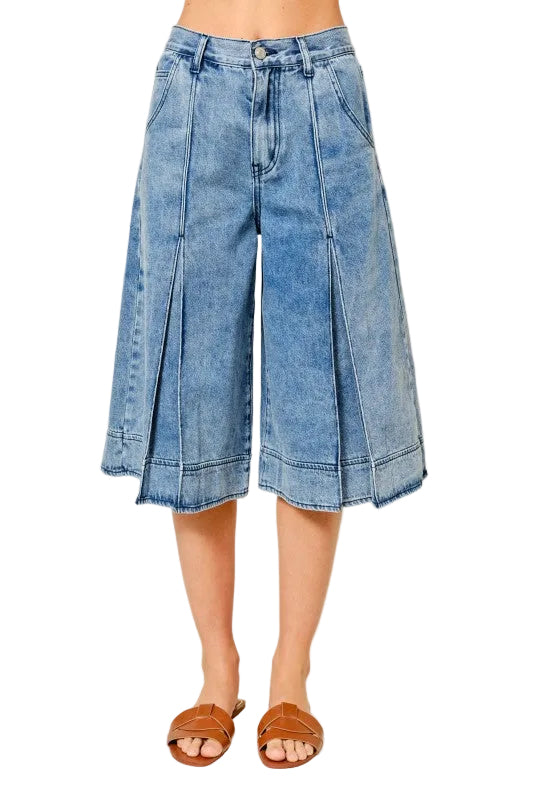 Bermudas con Pliegues