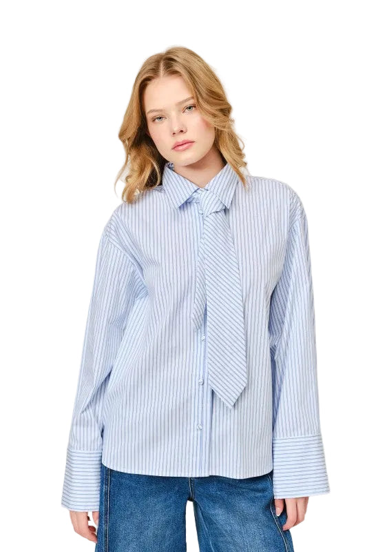 Camisa con Corbata Rayas