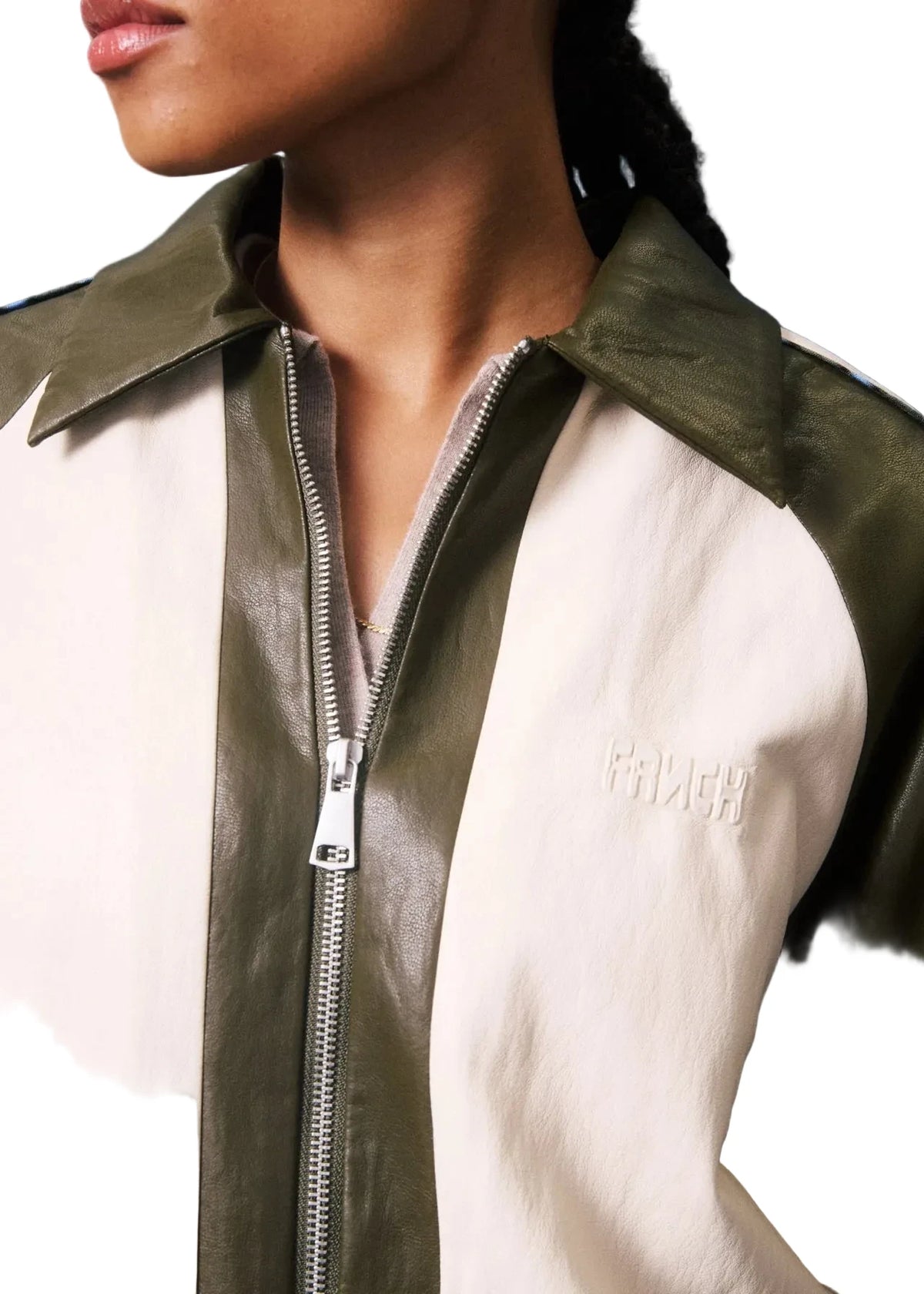Set Khaki