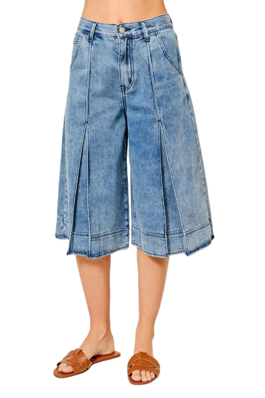 Bermudas con Pliegues